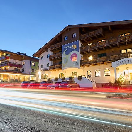 Happyellow Boutique House Saalbach-Hinterglemm Buitenkant foto